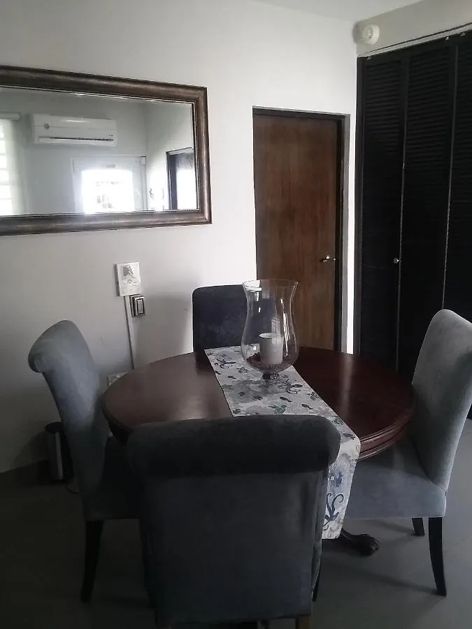 Isla Verde By The Beach Guest House San Juan