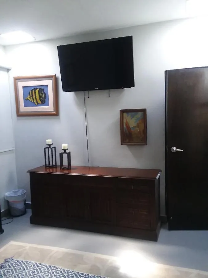 Isla Verde By The Beach Guest House San Juan